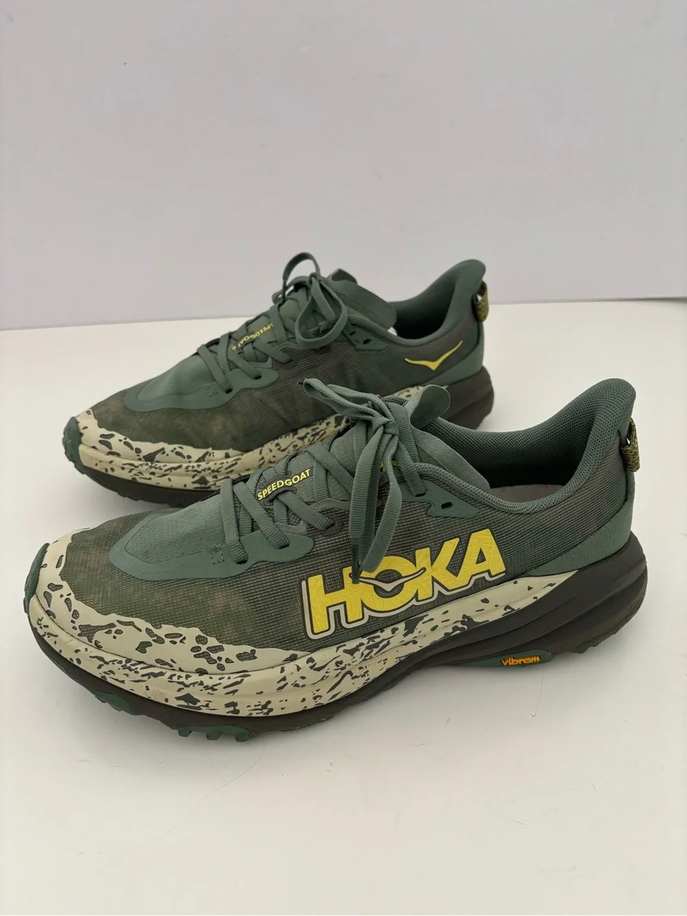 Hoka Speedgoat 6 Wide Trail Running Sneakers  Size 10